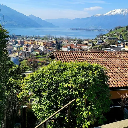 Appartamento Hollywood Fuer 5 Personen Tor Zum Valle Versasca Gordola
