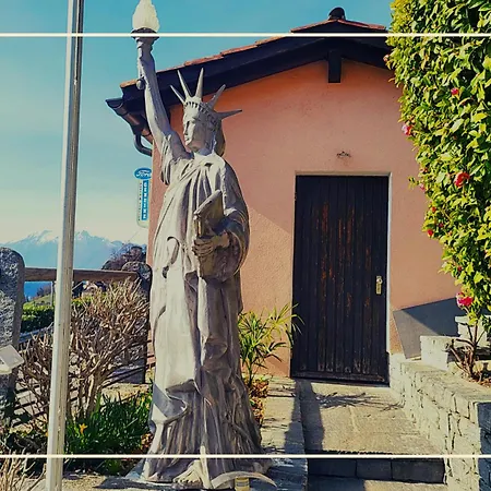 Hollywood Fuer 5 Personen Tor Zum Valle Versasca